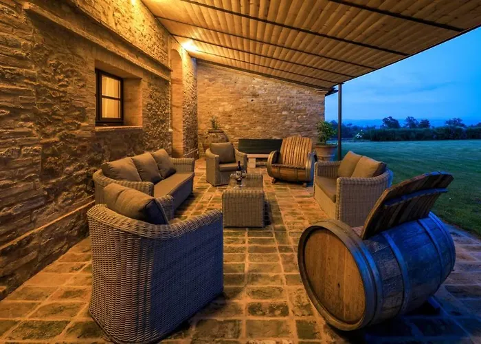 Podere Maiano - Private Pool With Villa *